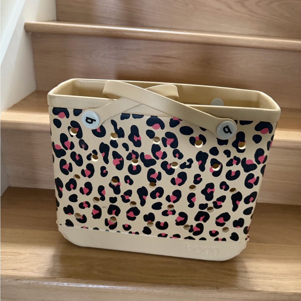 BOGG BAG Beige and Pink Leopard Tote